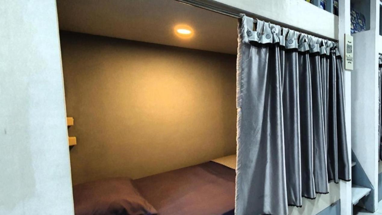Tiny Room Hostel Toyapakeh Luaran gambar