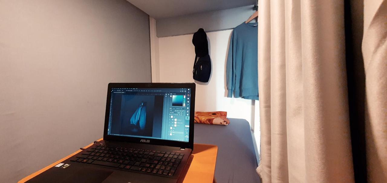Tiny Room Hostel Toyapakeh Luaran gambar